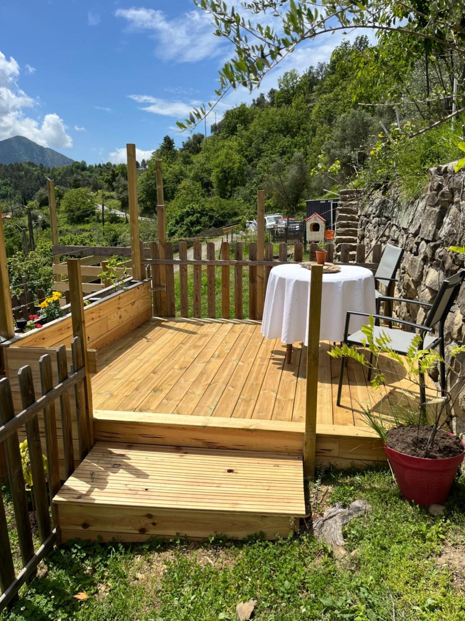 LantosqueBienvenue Chez Nous公寓 外观 照片